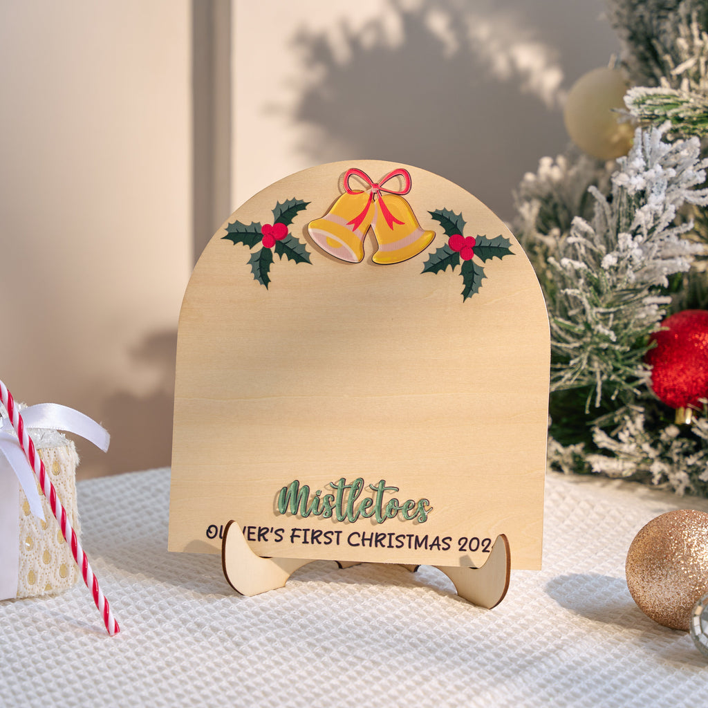 Mistletoes Baby Footprint, Christmas Sign for Kids